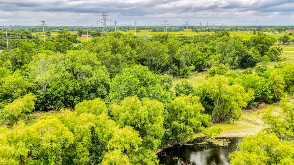 186 County Road 3650 Clifton TX 76634