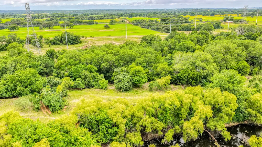 186 County Road 3650 Clifton TX 76634