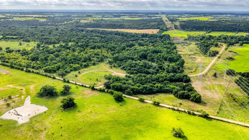 186 County Road 3650 Clifton TX 76634