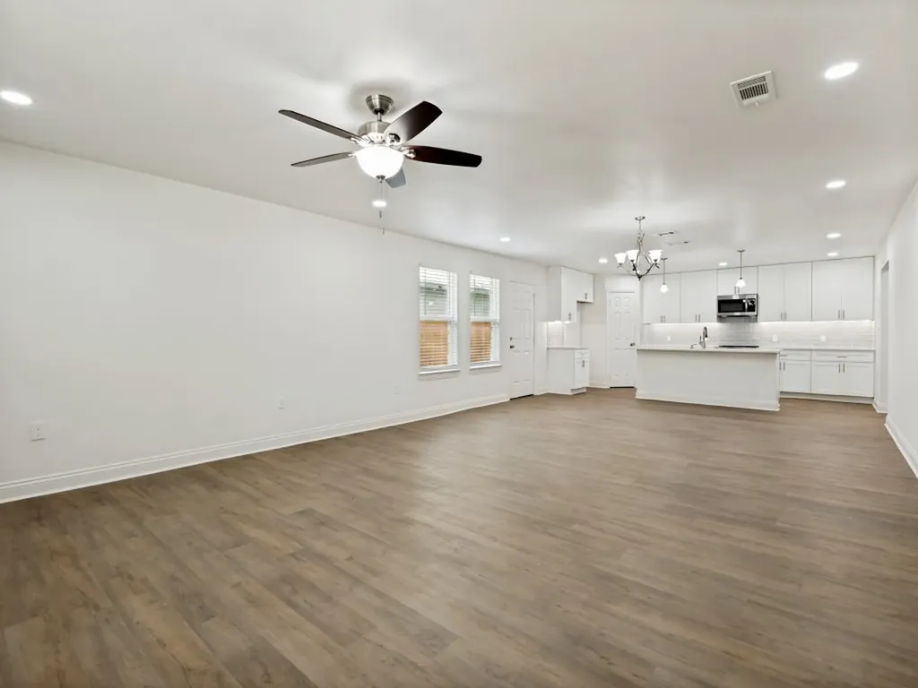 3327 Garden Lane Dallas TX 75215