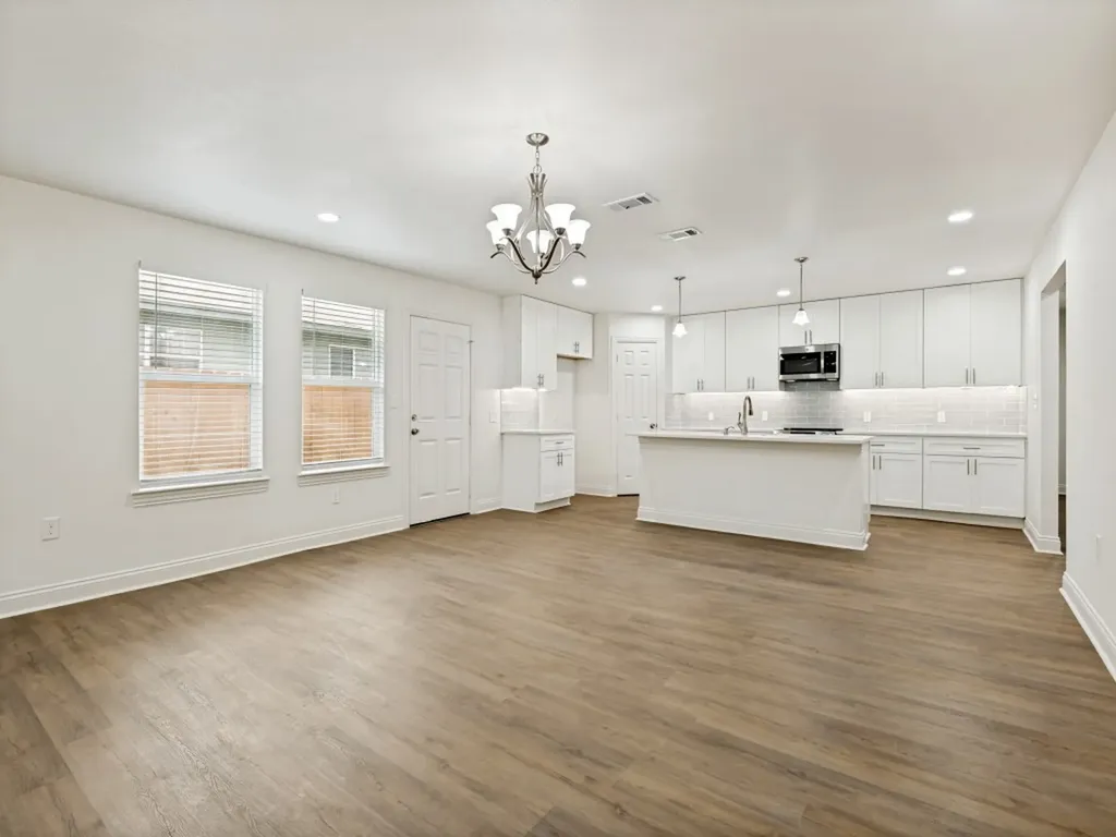 3327 Garden Lane Dallas TX 75215