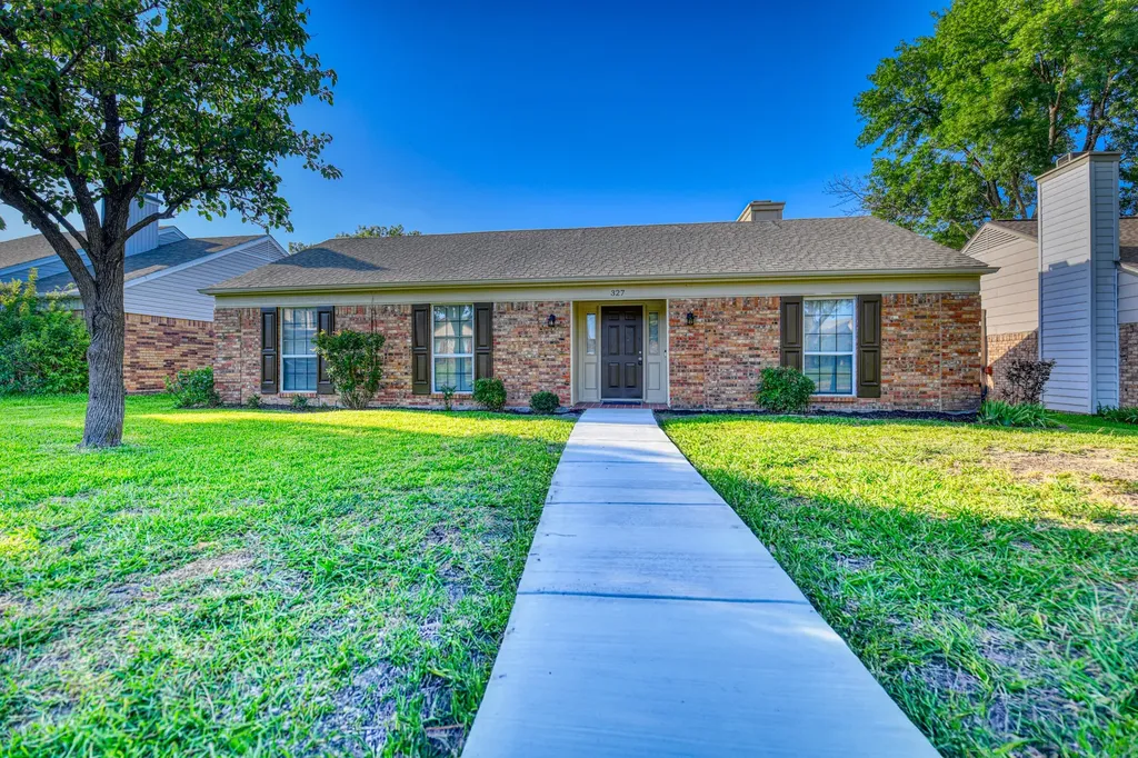 327 Southerland Avenue Mesquite TX 75150