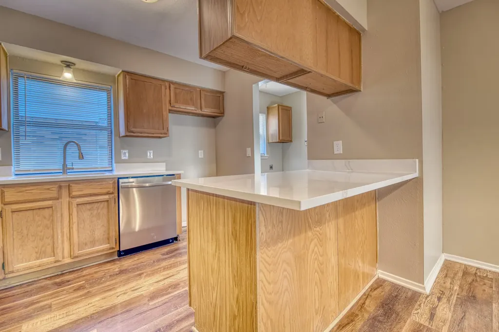 327 Southerland Avenue Mesquite TX 75150