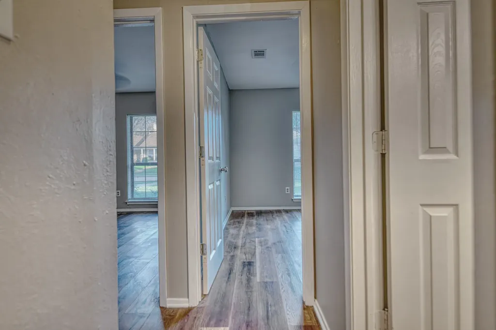 327 Southerland Avenue Mesquite TX 75150