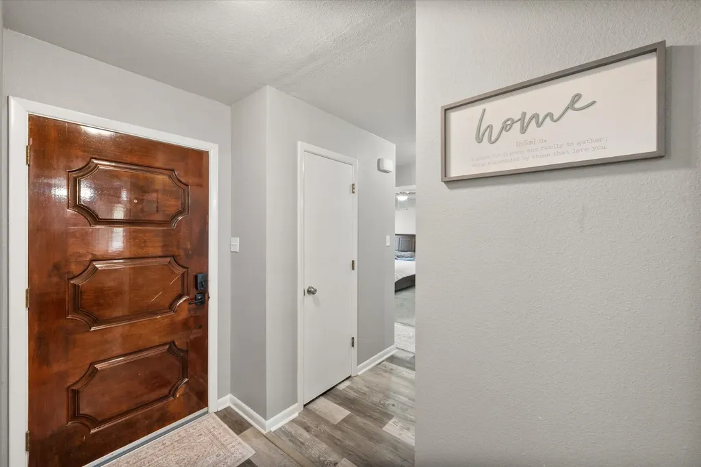 1409 Sundale Street Ennis TX 75119