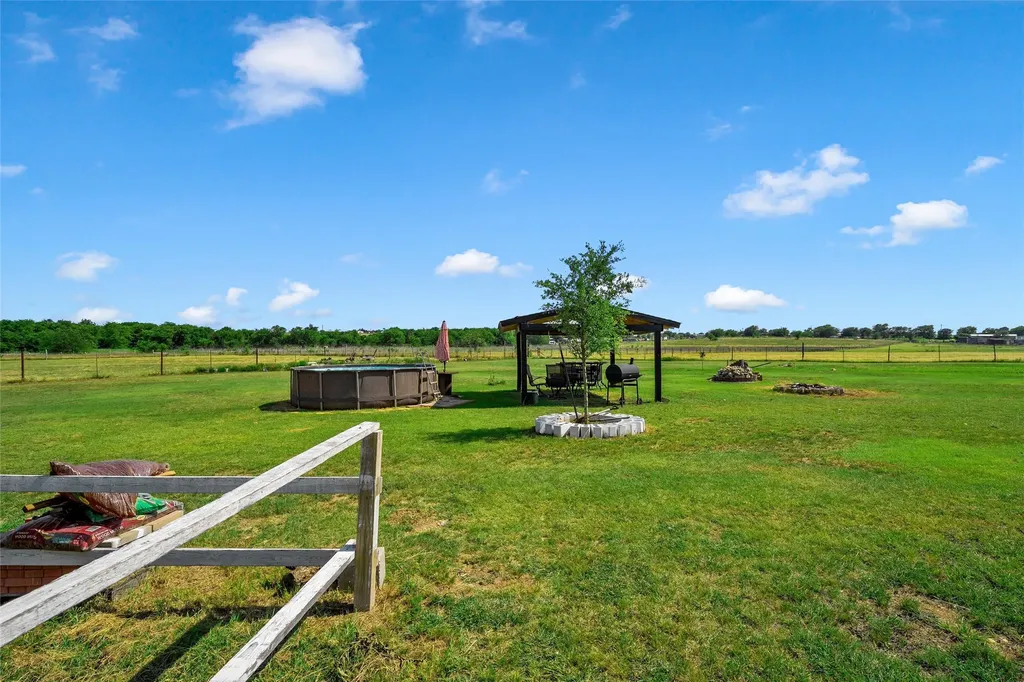 14695 N Highway 6 Valley Mills TX 76689