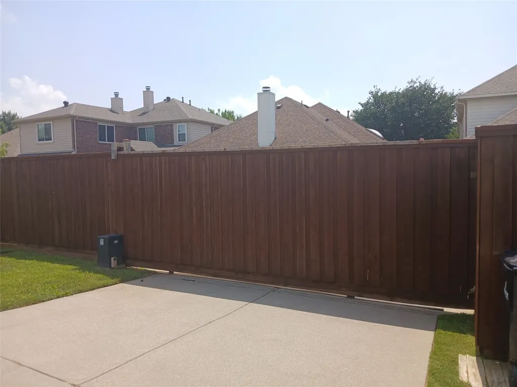 12591 Red Hawk Drive Frisco TX 75033