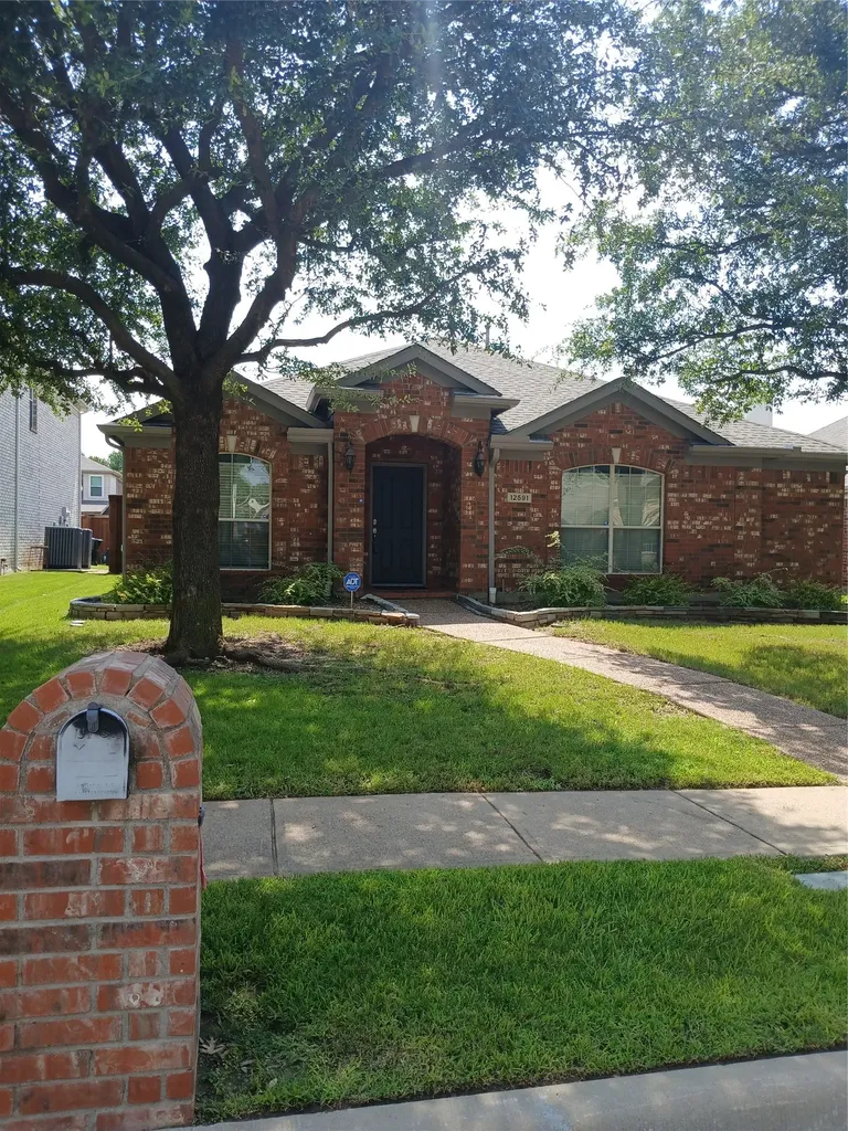 12591 Red Hawk Drive Frisco TX 75033