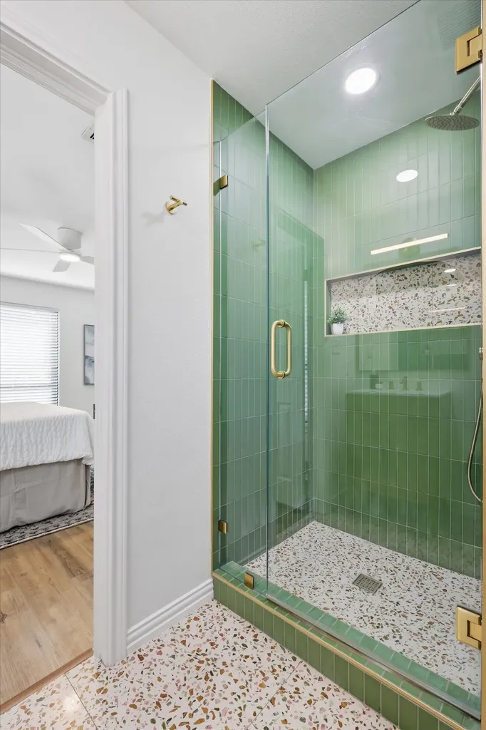 1235 Barlow Avenue Dallas TX 75224