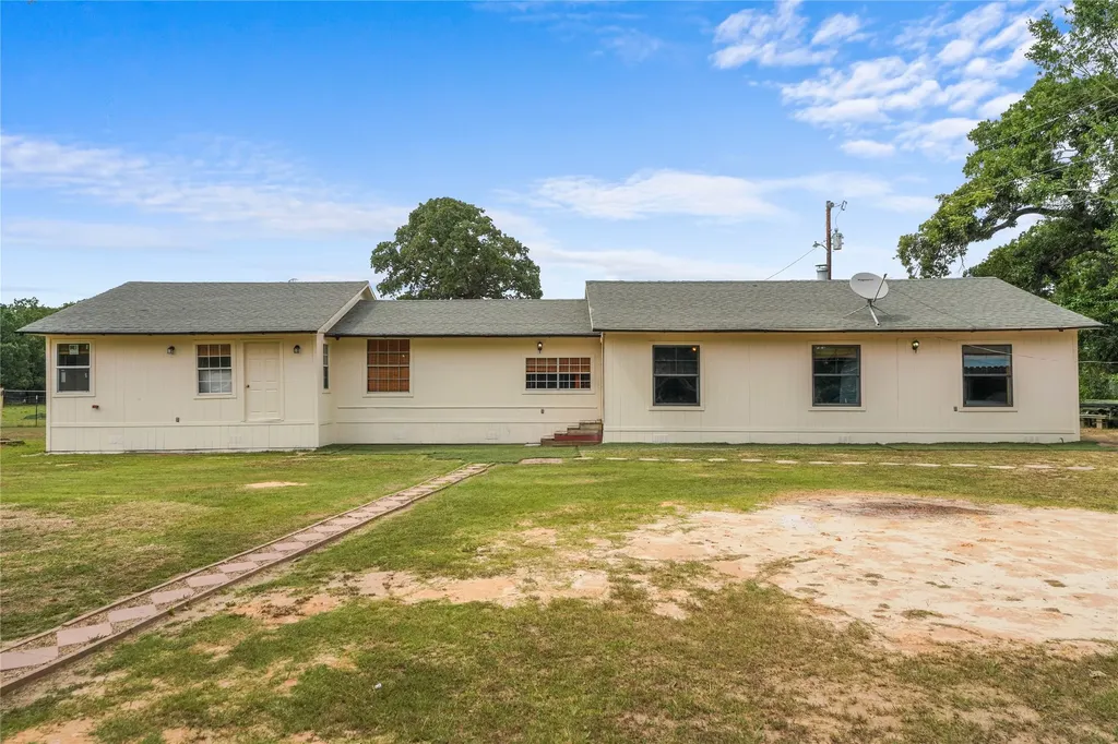 19331 Allen Ranch Road Eustace TX 75124