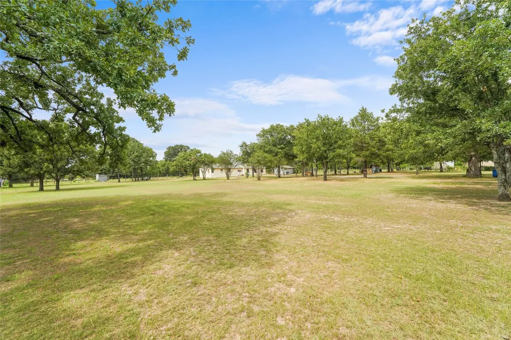 19331 Allen Ranch Road Eustace TX 75124