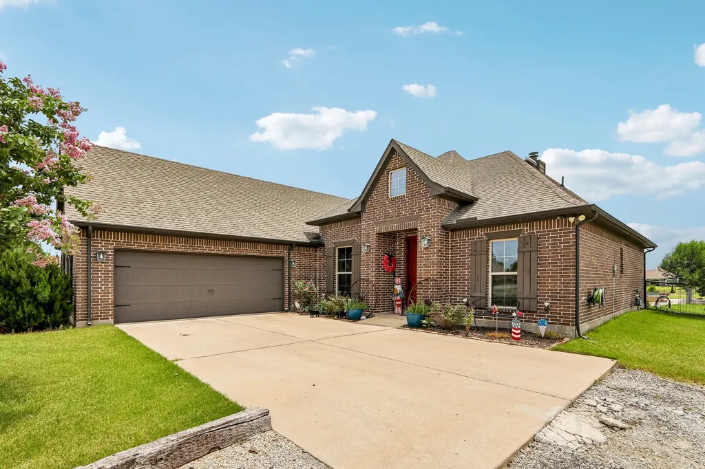 535 Cheyenne Trail Trenton TX 75490