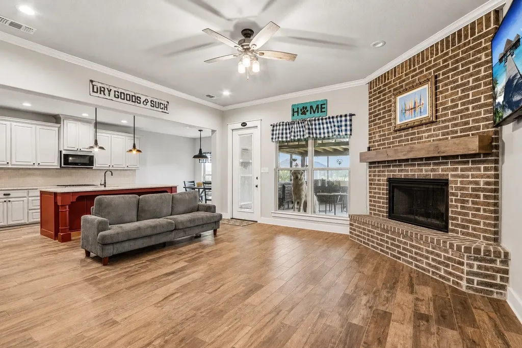 535 Cheyenne Trail Trenton TX 75490