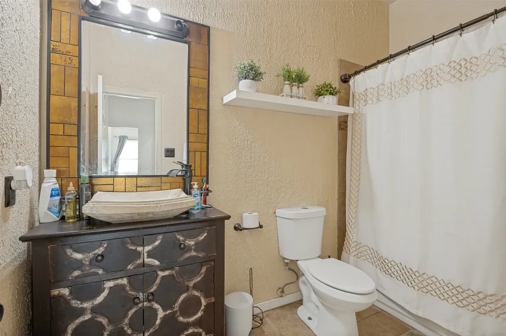 2442 Lost Mesa Grand Prairie TX 75052