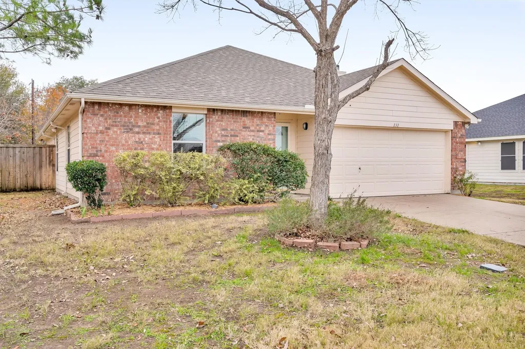 131 Sandlewood Drive Terrell TX 75160