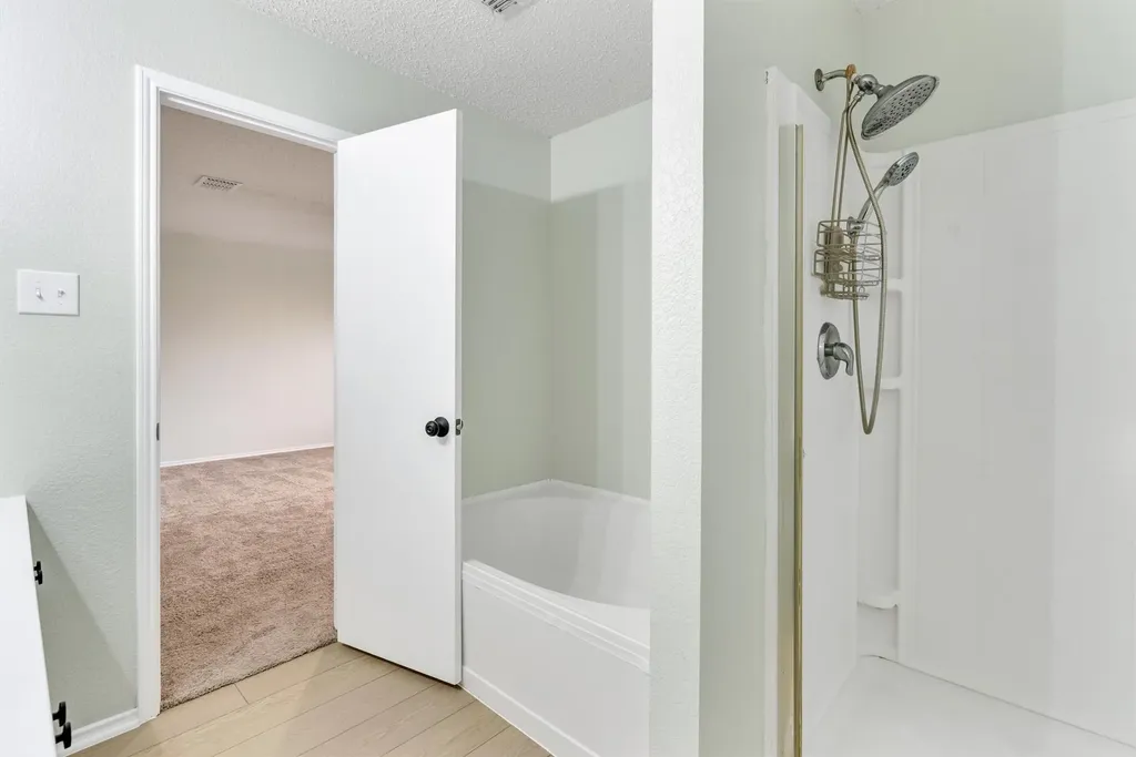 131 Sandlewood Drive Terrell TX 75160