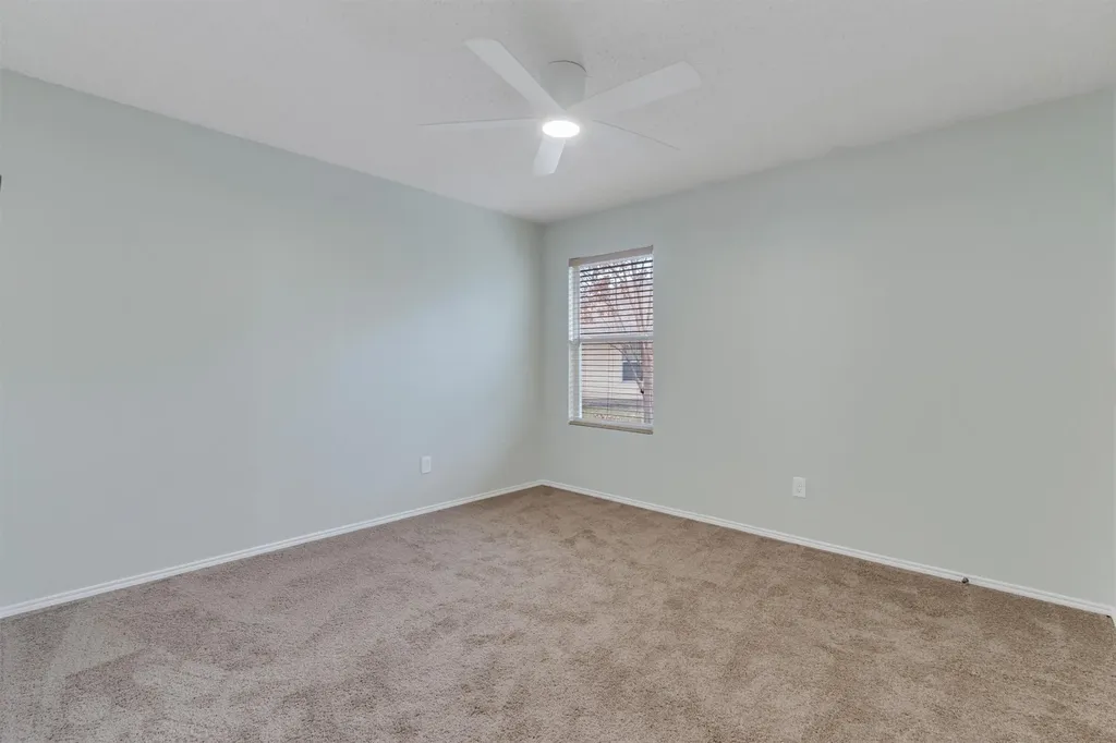 131 Sandlewood Drive Terrell TX 75160