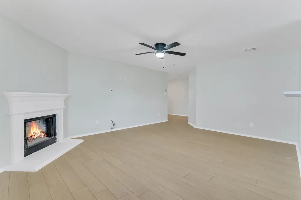 131 Sandlewood Drive Terrell TX 75160