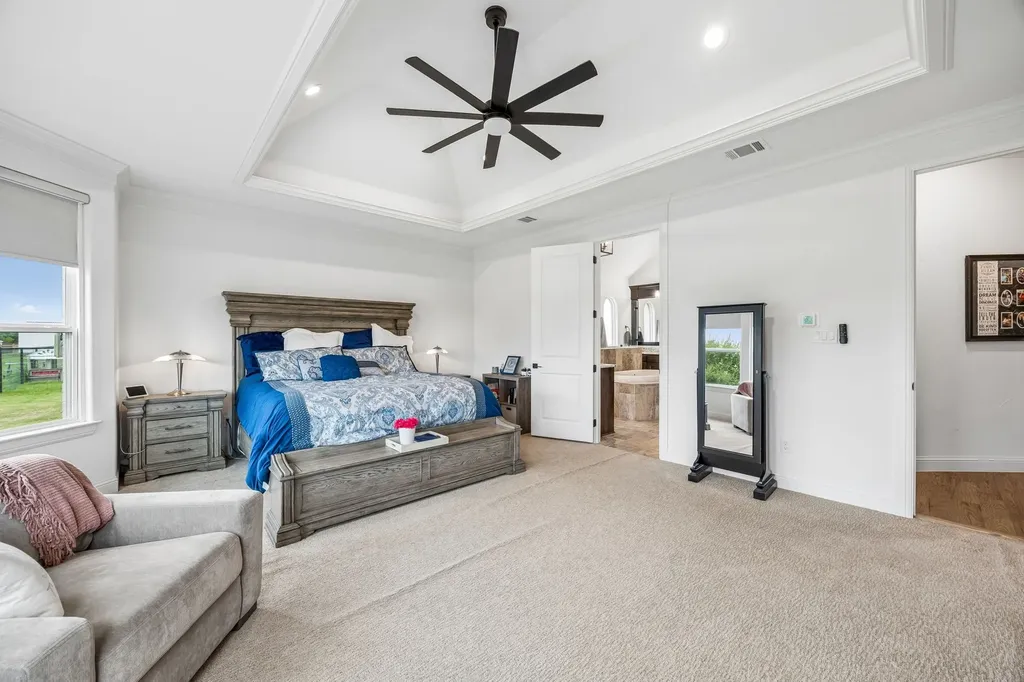 1829 Ryder Lee Lane Waxahachie TX 75165