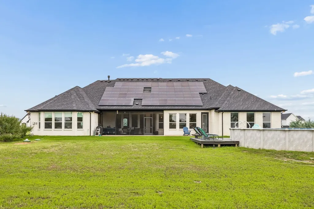 1829 Ryder Lee Lane Waxahachie TX 75165