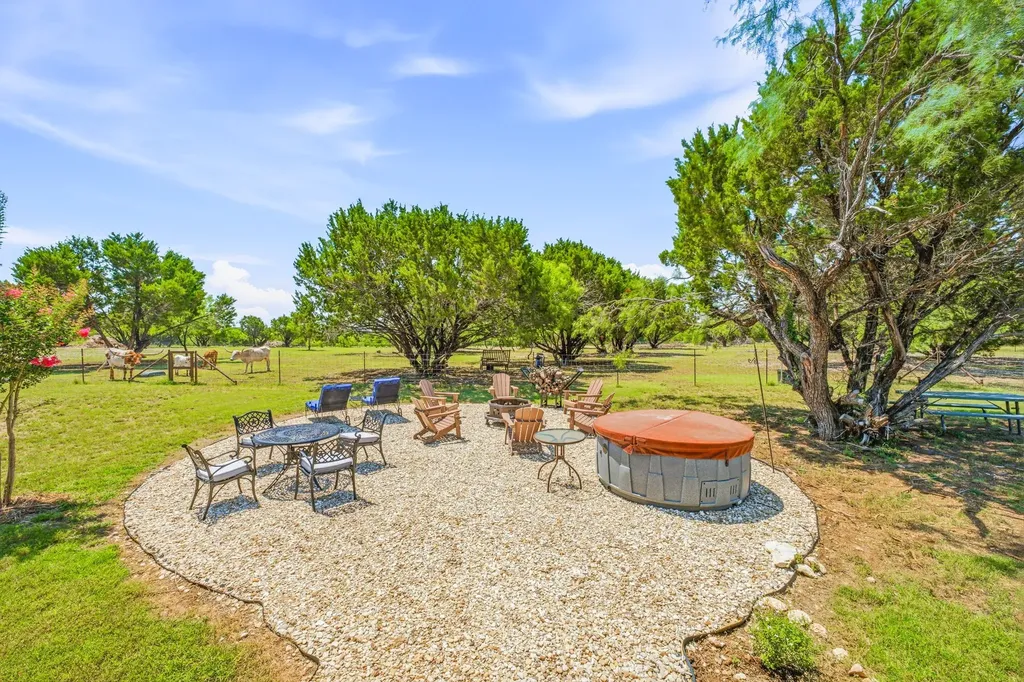 1271 Private 2120 Road Meridian TX 76665