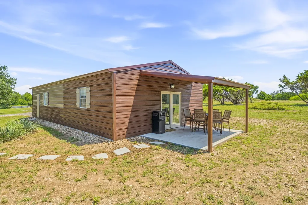 1271 Private 2120 Road Meridian TX 76665