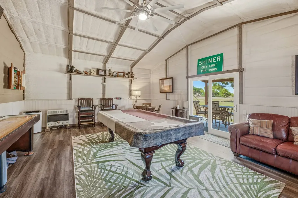 1271 Private 2120 Road Meridian TX 76665