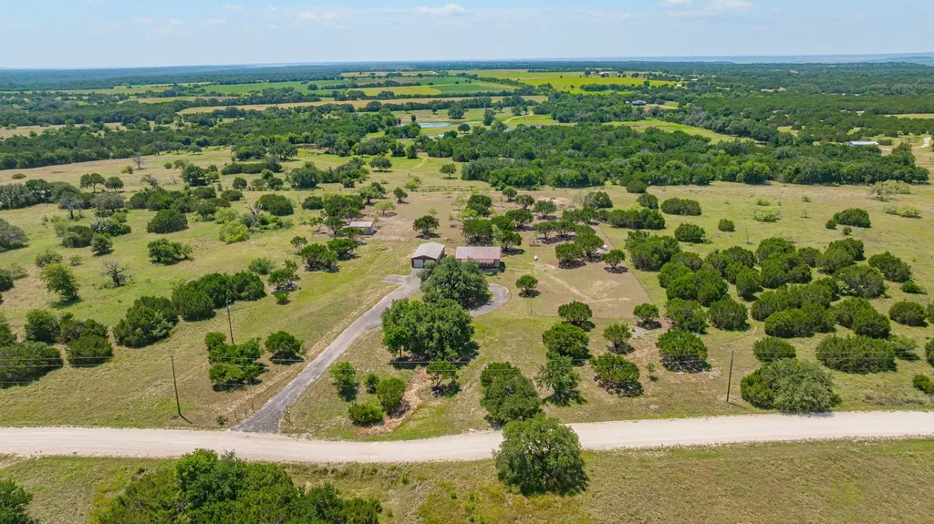 1271 Private 2120 Road Meridian TX 76665