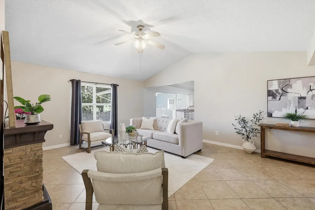 2304 Greenwood Circle Carrollton TX 75006