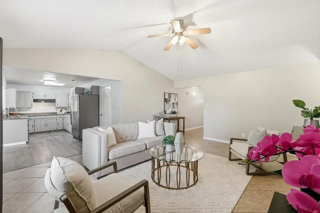 2304 Greenwood Circle Carrollton TX 75006
