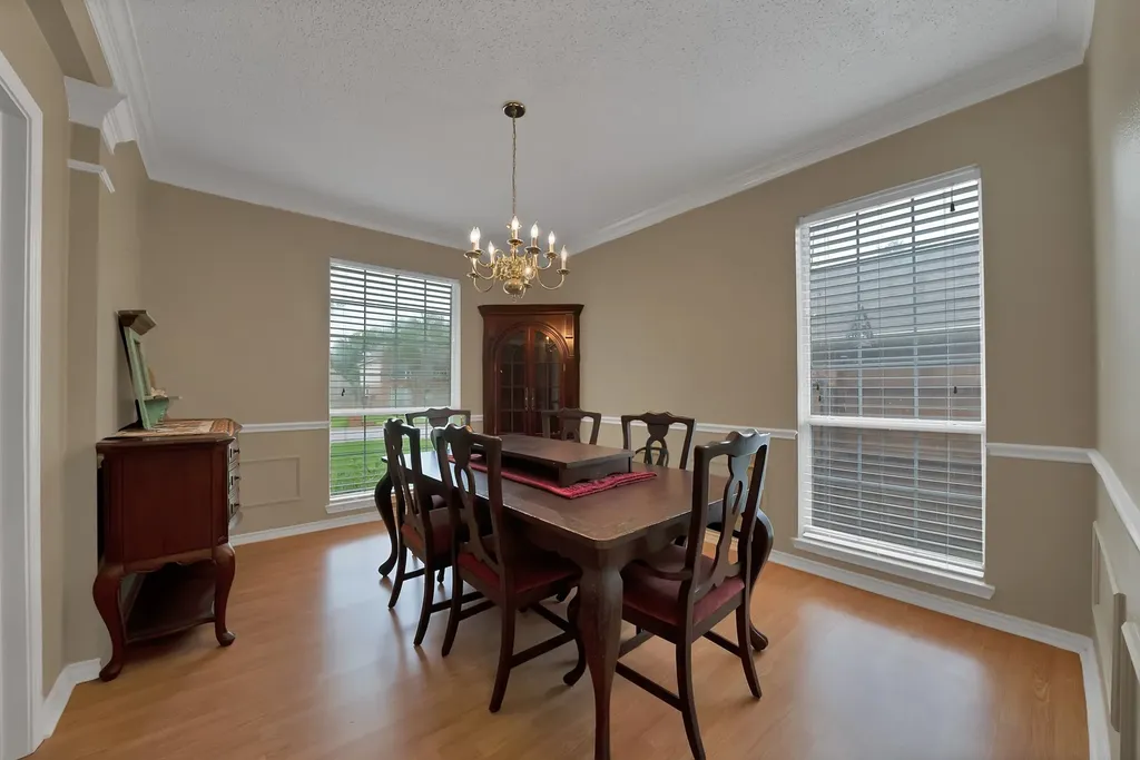 2129 Brentcove Drive Grapevine TX 76051
