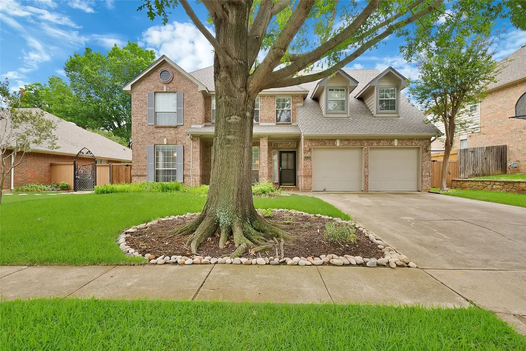 2129 Brentcove Drive Grapevine TX 76051