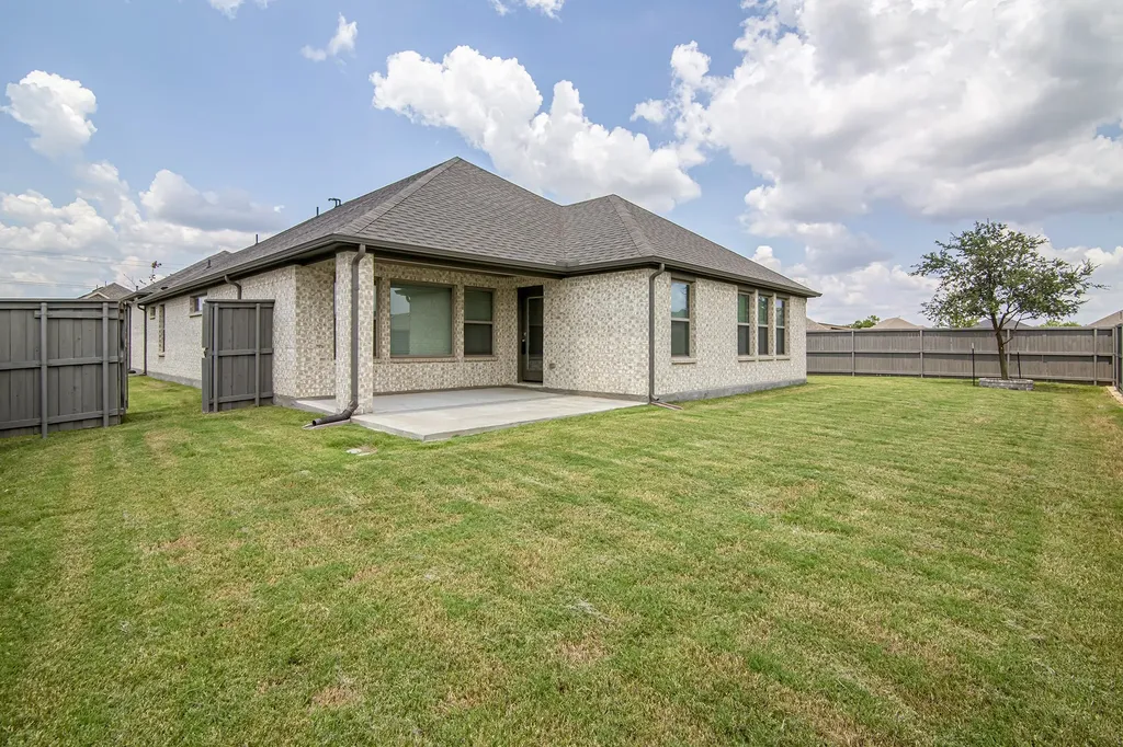 4718 Button Bush Drive Venus TX 76084