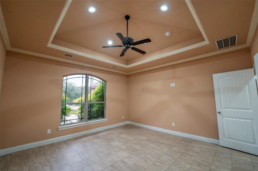 3324 Shawnee Trail Lake Worth TX 76135