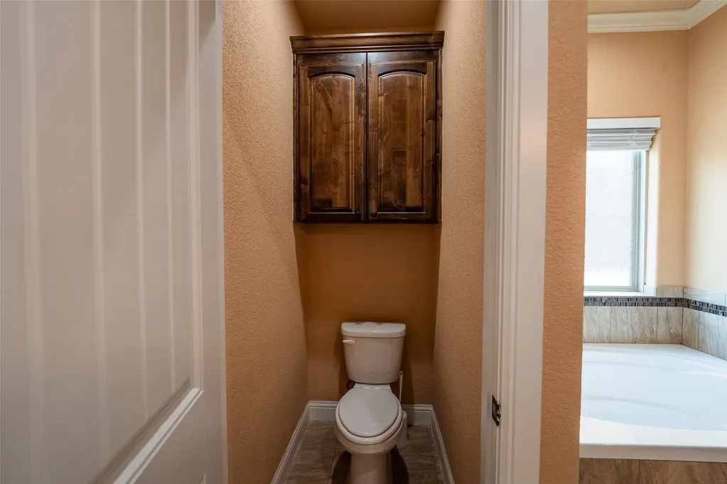 3324 Shawnee Trail Lake Worth TX 76135