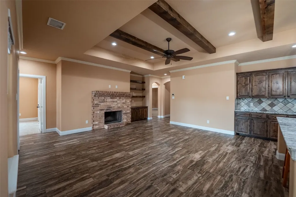 3324 Shawnee Trail Lake Worth TX 76135