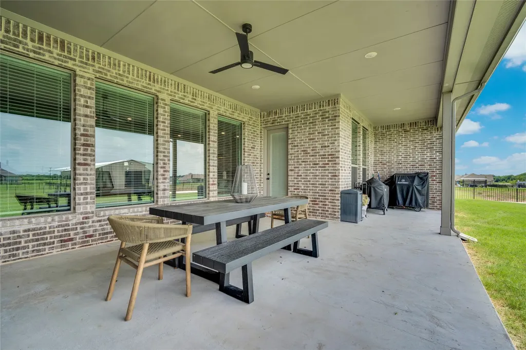 9236 Dove Hollow Road New Fairview TX 76247