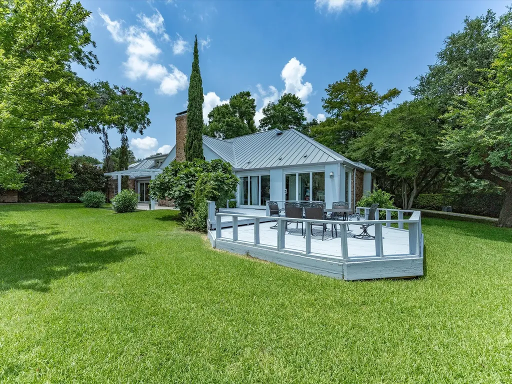 6160 Spring Valley Road Dallas TX 75254