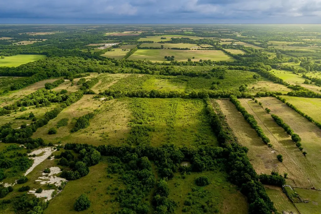 Tbd 107.096 Acres Tract 7 Cr 4640 Trenton TX 75490