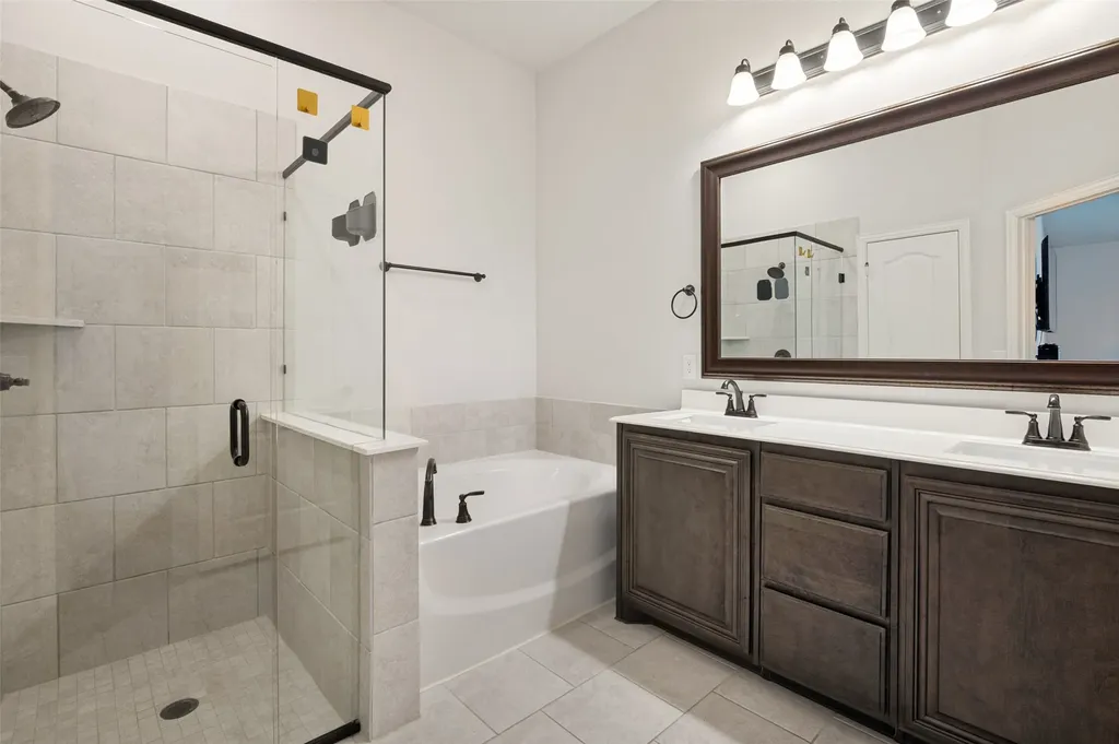 126 Martinique Drive Lancaster TX 75146