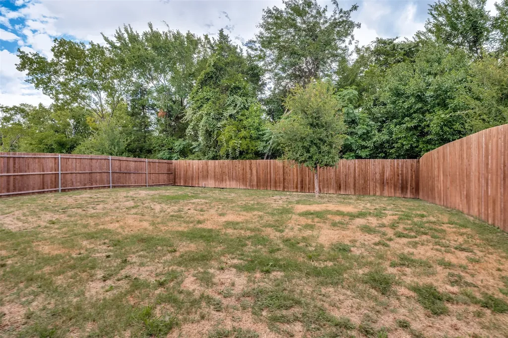 126 Martinique Drive Lancaster TX 75146