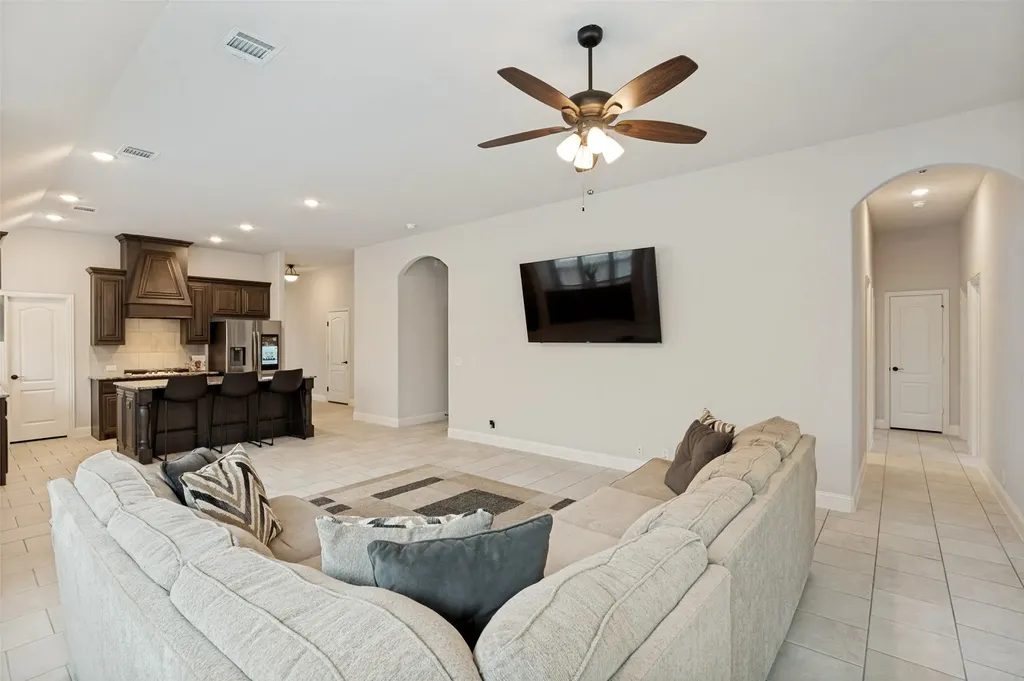 126 Martinique Drive Lancaster TX 75146