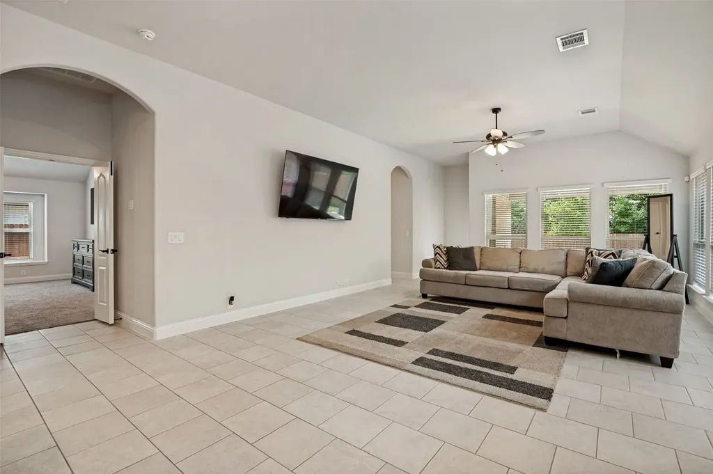 126 Martinique Drive Lancaster TX 75146