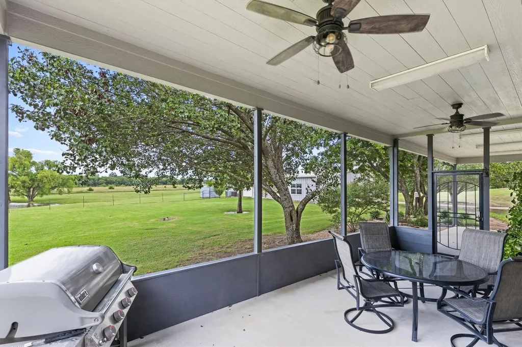 1187 N Country Lane Rockwall TX 75087