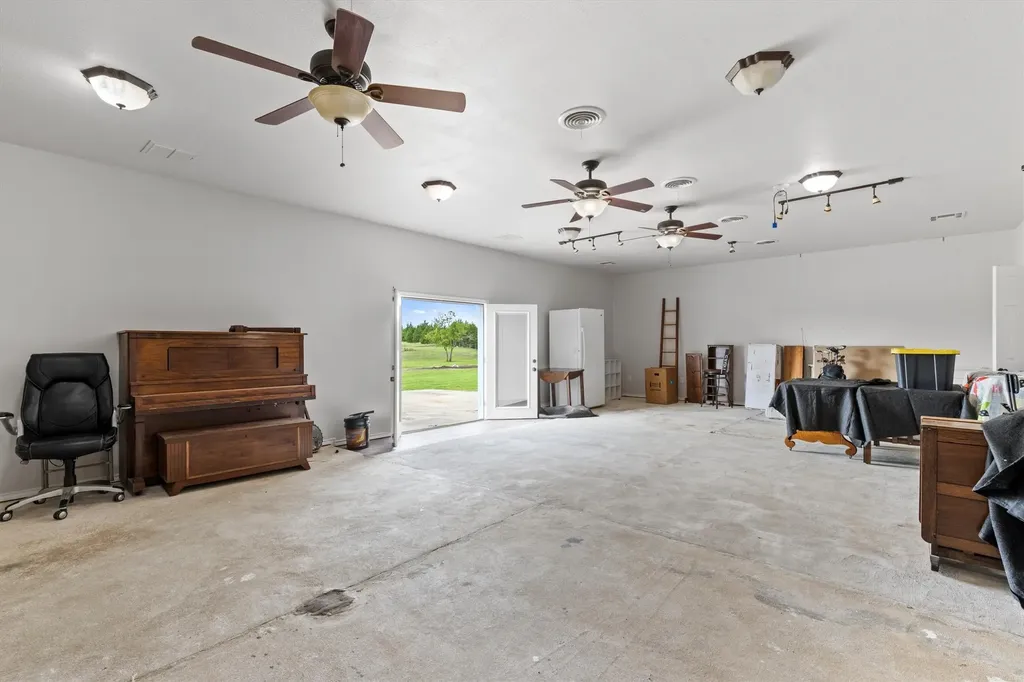 1187 N Country Lane Rockwall TX 75087