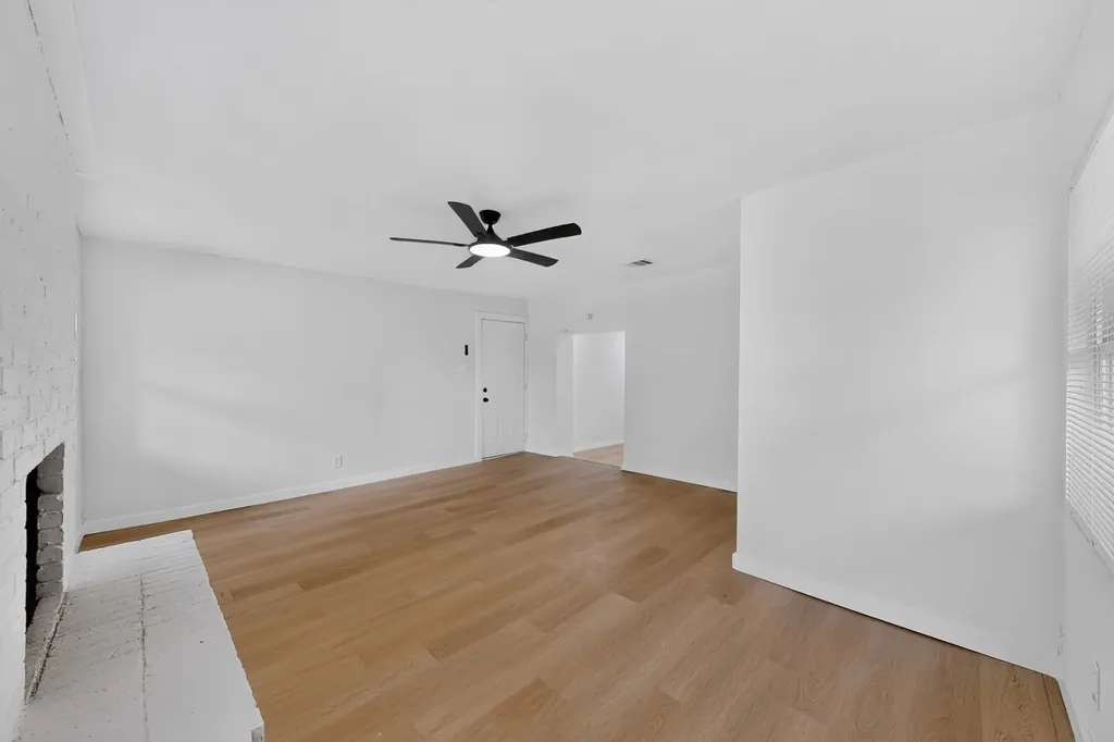 1918 Proctor Drive Grand Prairie TX 75051