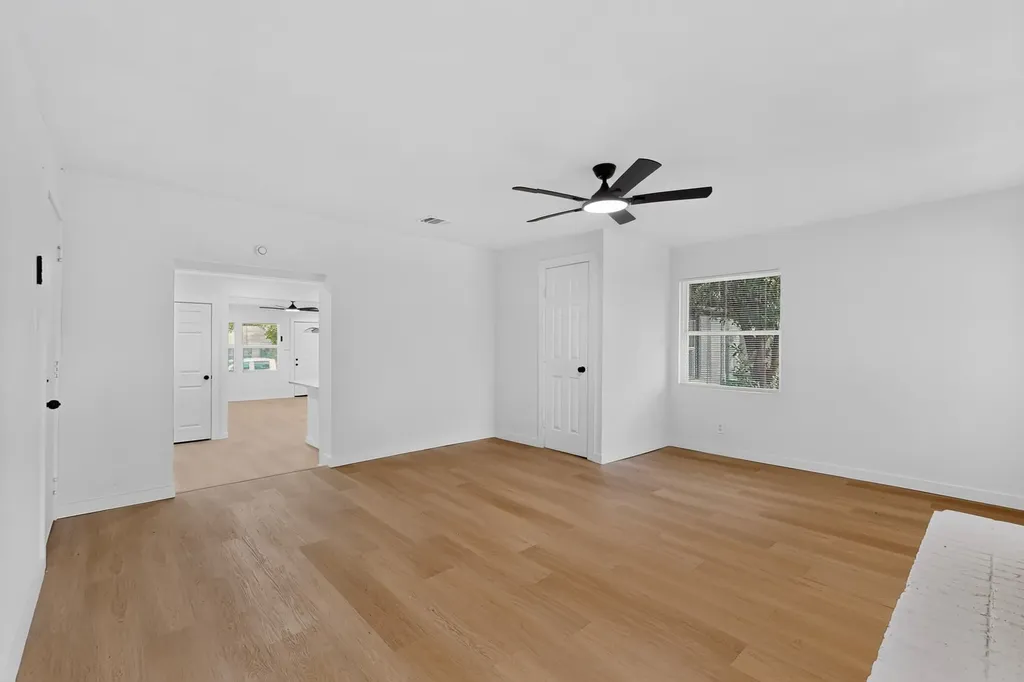 1918 Proctor Drive Grand Prairie TX 75051