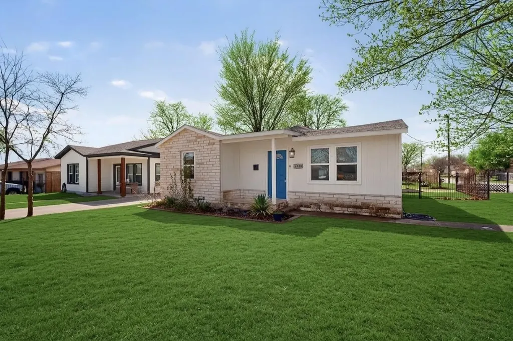 1300 E Mulkey Street Fort Worth TX 76104