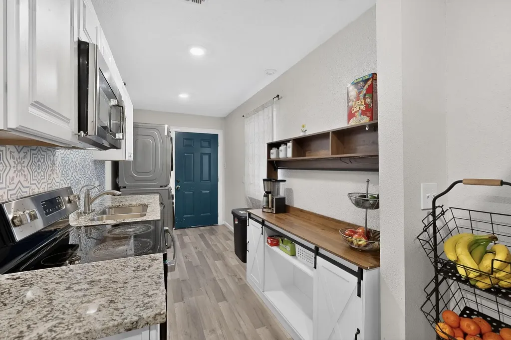1300 E Mulkey Street Fort Worth TX 76104