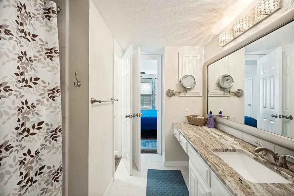 5626 Preston Oaks Road Dallas TX 75254